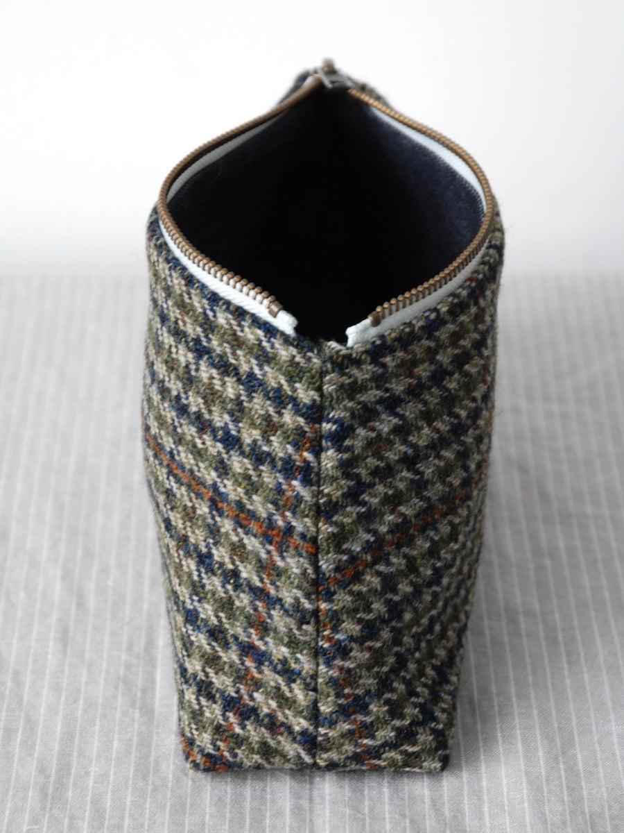 Tweed Pouch in Navy/ Grey
