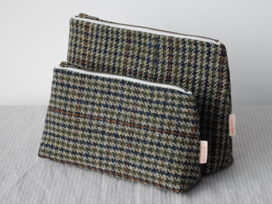 Tweed Pouch in Navy/ Grey