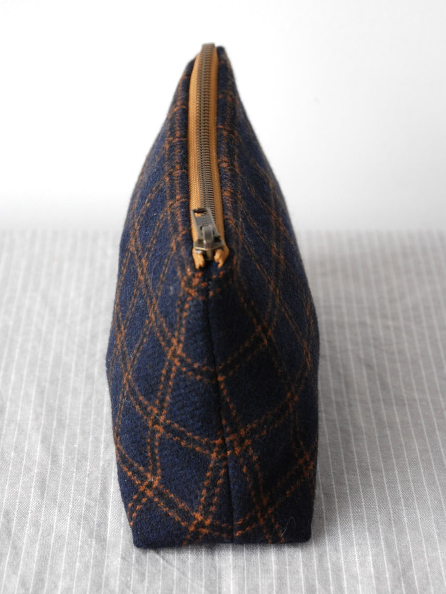 Tweed Pouch in Midnight Check