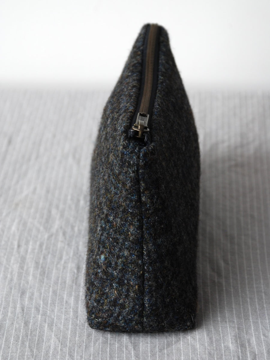 Tweed pouch in Night Sky